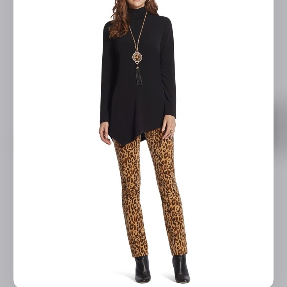 Chico’s leopard print corduroy stretchy pants size 1.5 (10)